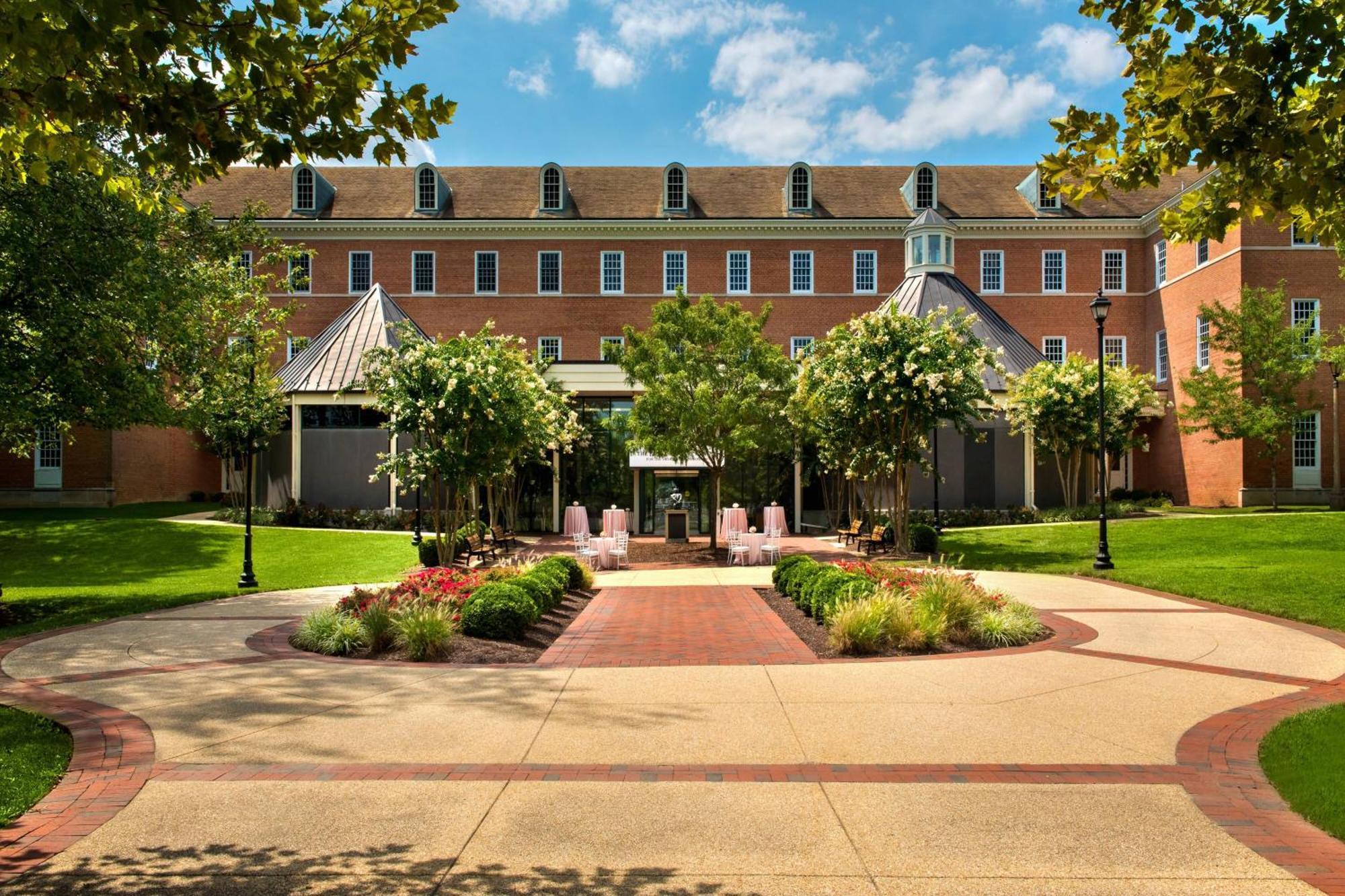College Park Marriott Hotel & Conference Center Bagian luar foto