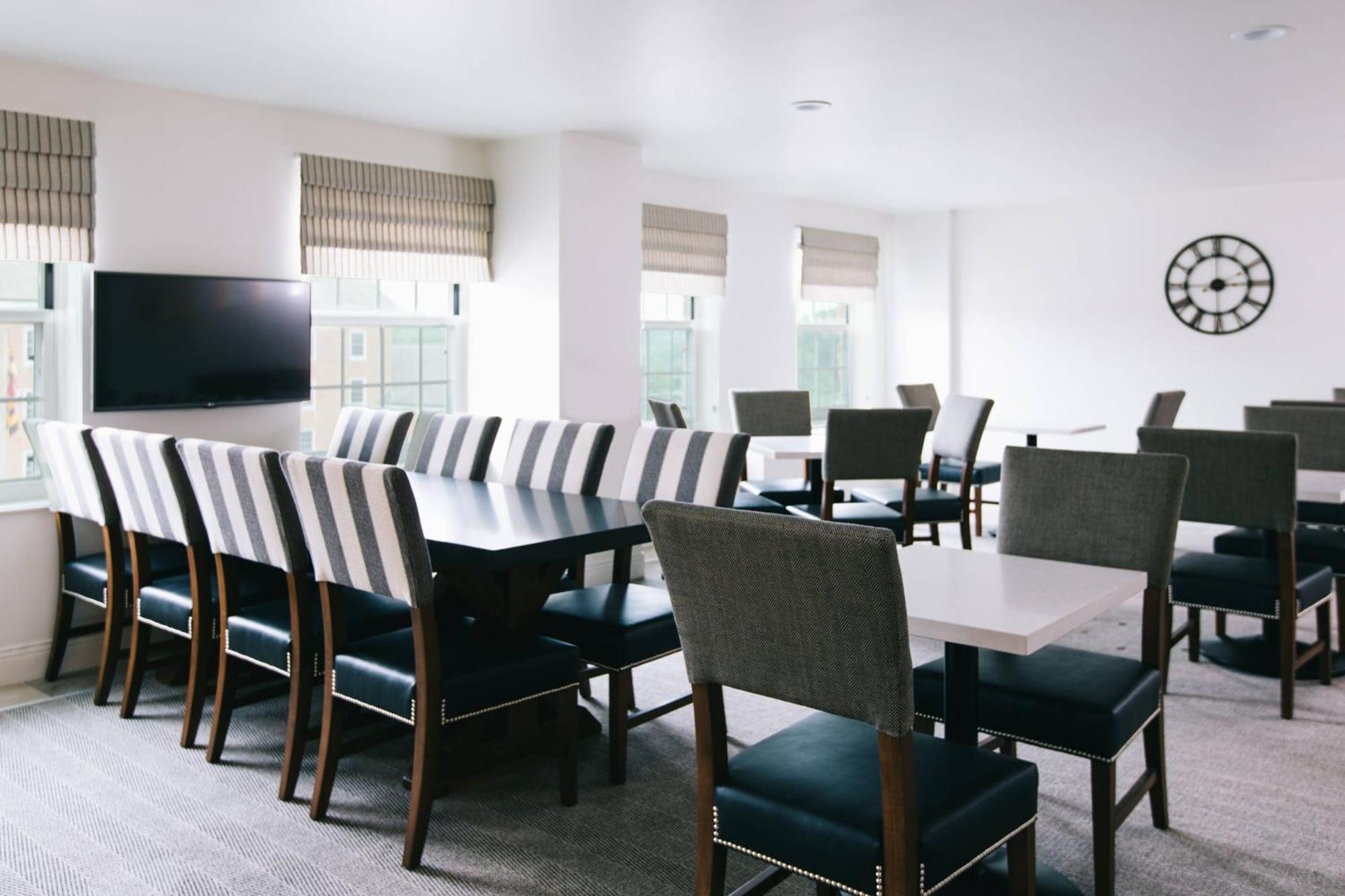 College Park Marriott Hotel & Conference Center Bagian luar foto
